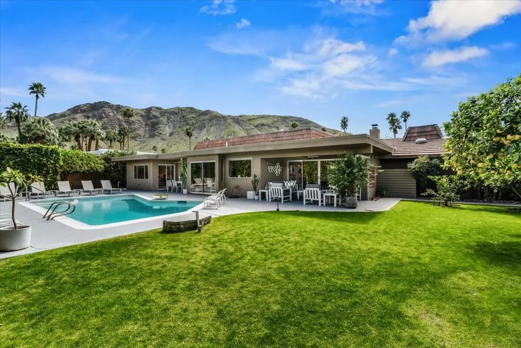 1606 E Via Estrella, Palm Springs, California 92264 home-pic-47