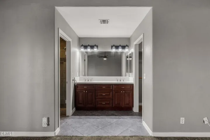 28-web-or-mls-3212-chuckwagon-st