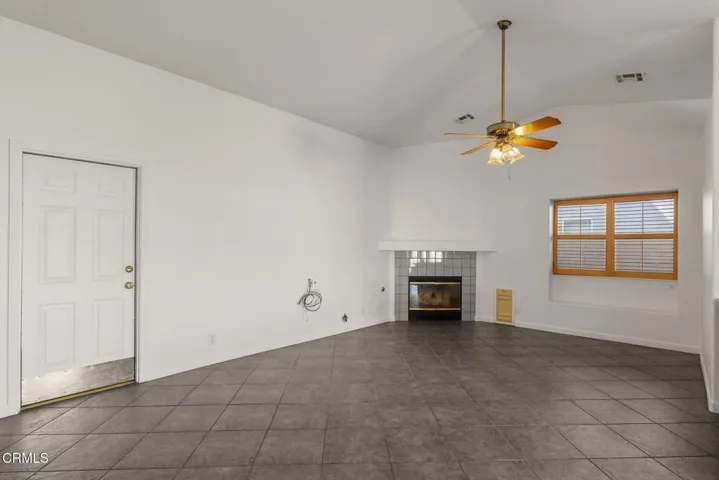 9-web-or-mls-3212-chuckwagon-st