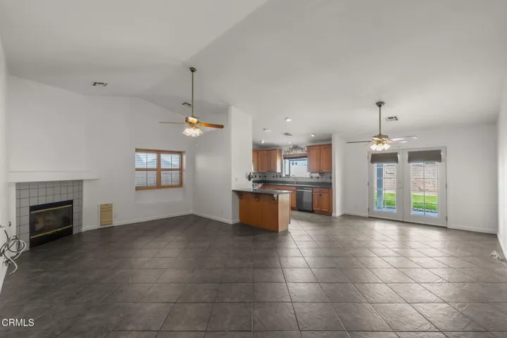 7-web-or-mls-3212-chuckwagon-st