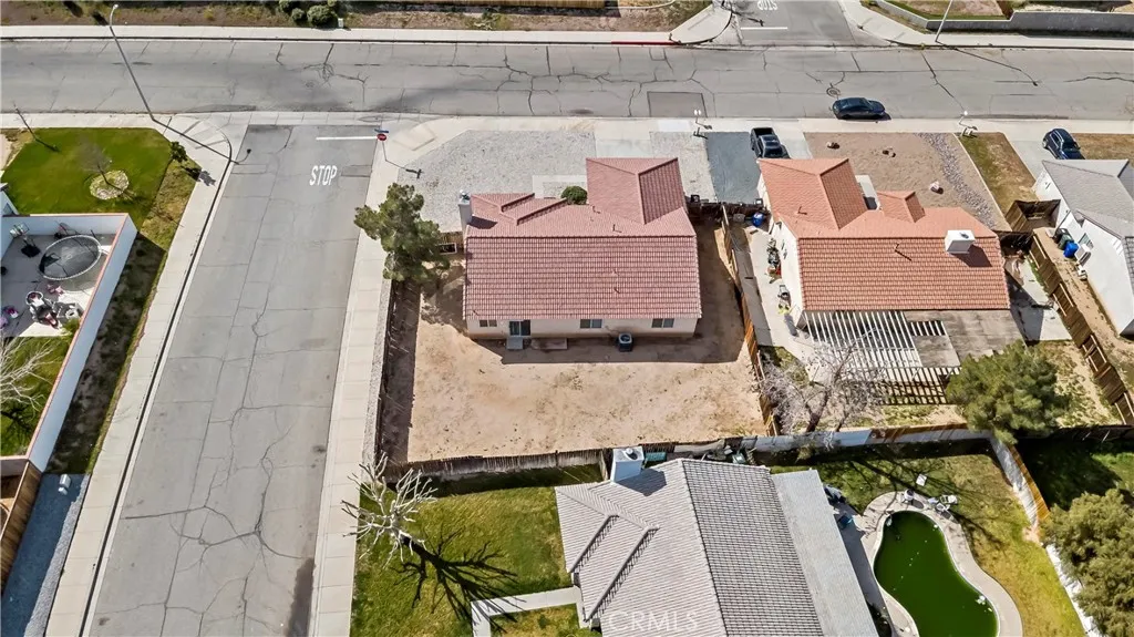 13041 Stanford Drive, Victorville, California 92392 home-pic-45