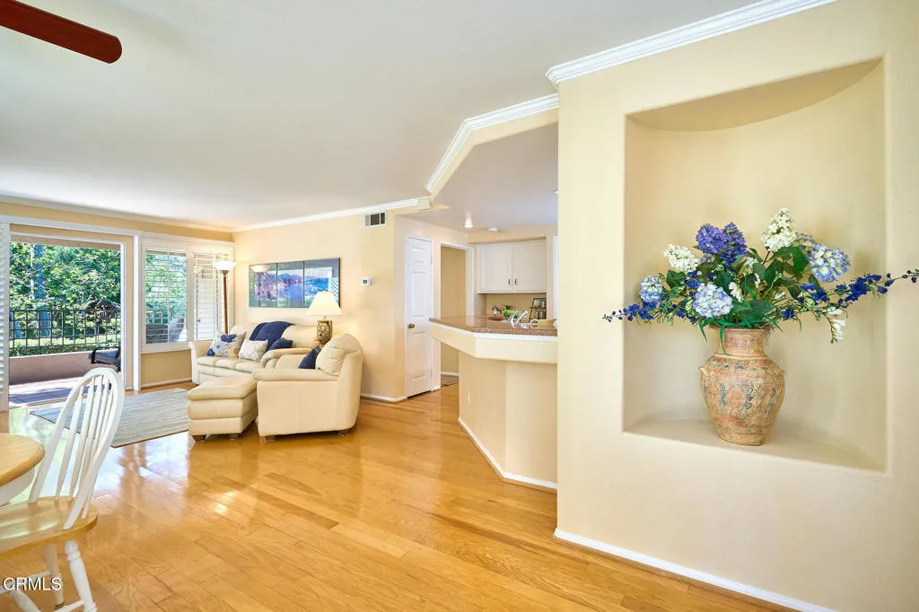 7050 Paseo Encantada, Camarillo, California 93012 home-pic-8