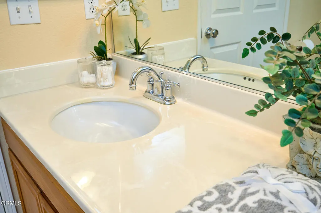 7050 Paseo Encantada, Camarillo, California 93012 home-pic-35