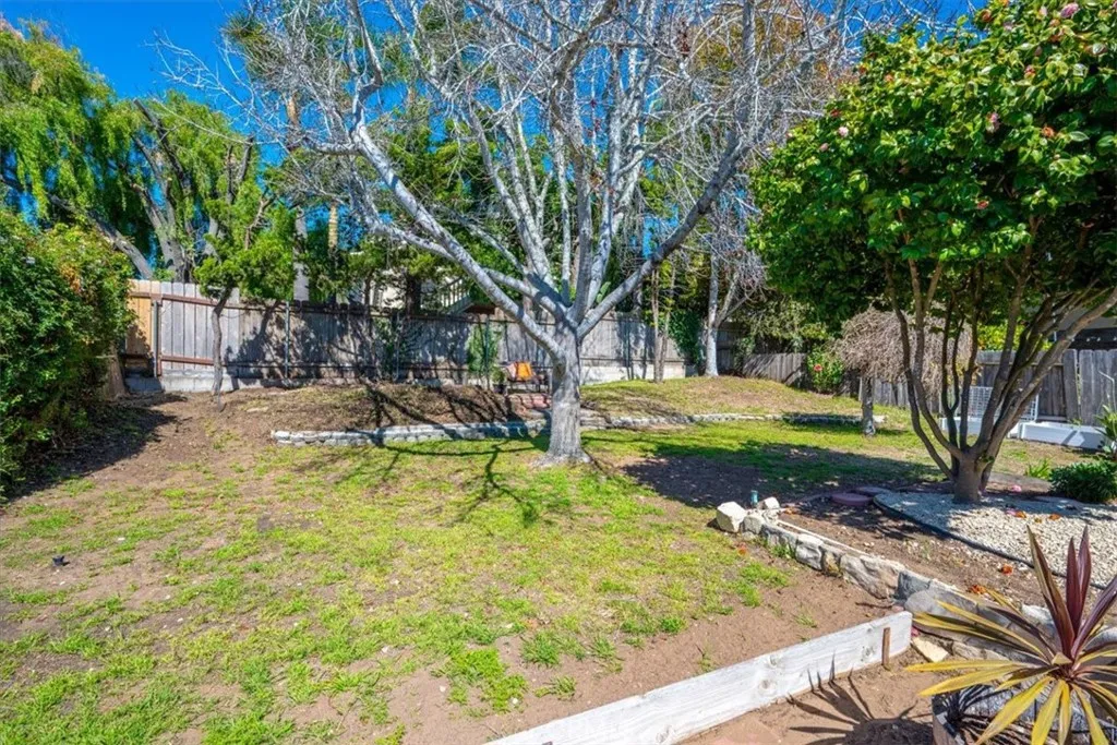 1657 Newport Avenue, Grover Beach, California 93433 home-pic-34