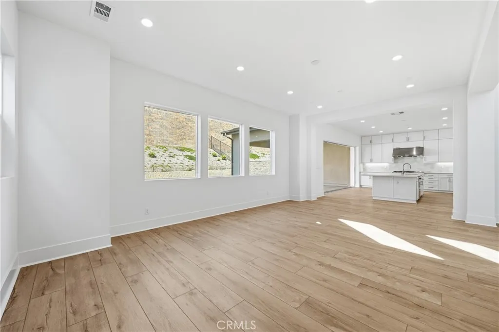 5817 Sunrise Ridge Lane, Lake Forest, California 92679 home-pic-23