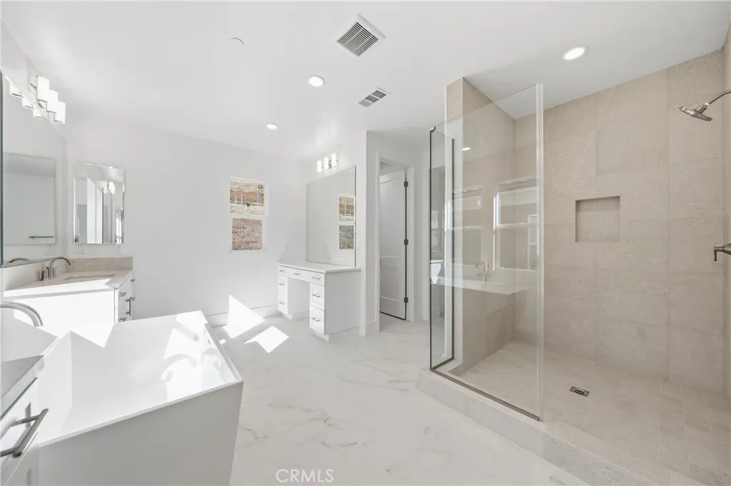 5817 Sunrise Ridge Lane, Lake Forest, California 92679 home-pic-45