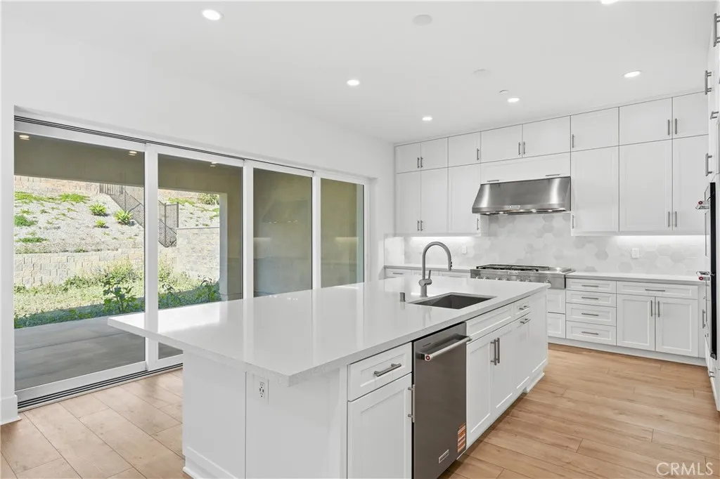 5817 Sunrise Ridge Lane, Lake Forest, California 92679 home-pic-29