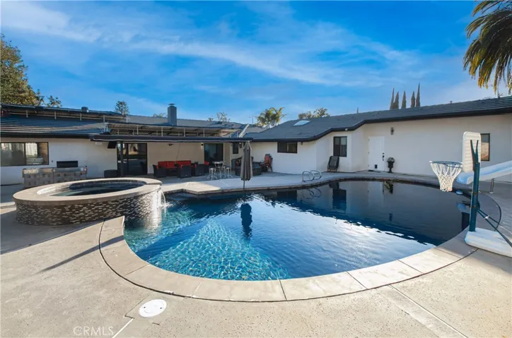 19501 Vintage Street, Northridge, California 91324