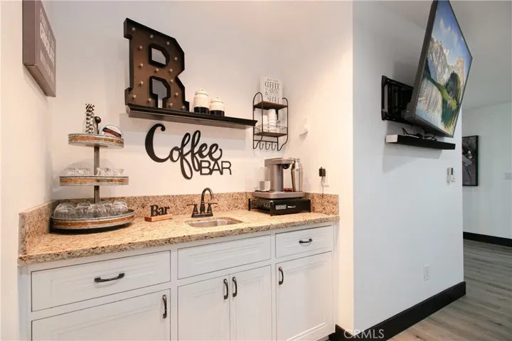 19501 Vintage Street, Northridge, California 91324