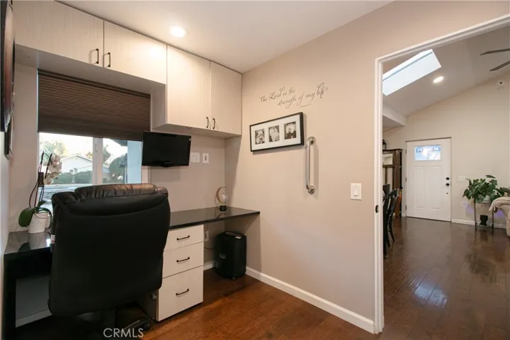 19501 Vintage Street, Northridge, California 91324