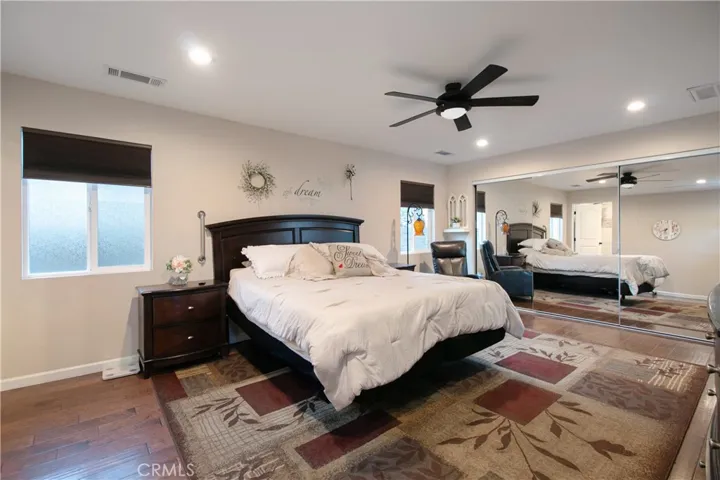 19501 Vintage Street, Northridge, California 91324