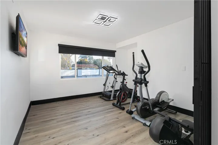 19501 Vintage Street, Northridge, California 91324