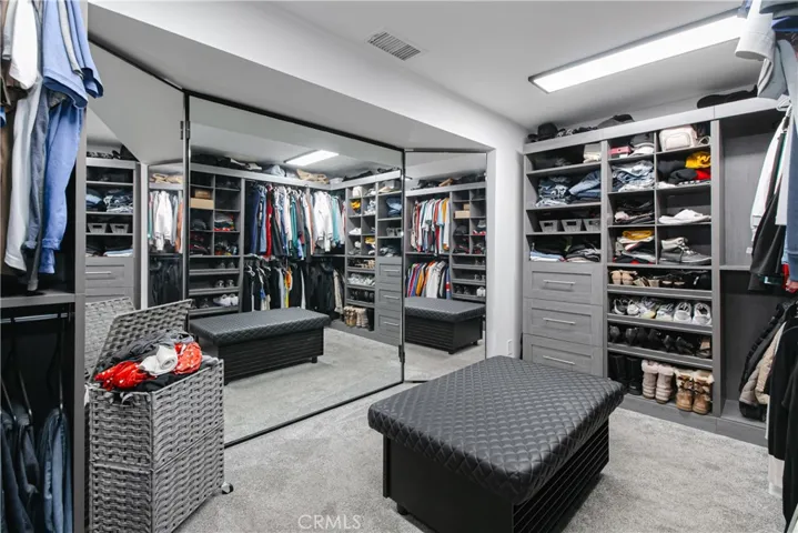 19501 Vintage Street, Northridge, California 91324