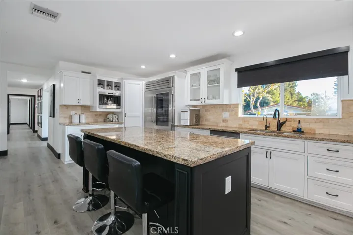 19501 Vintage Street, Northridge, California 91324
