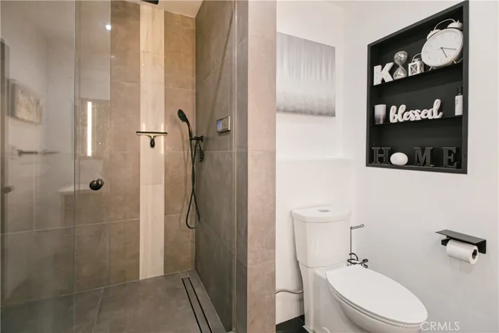 19501 Vintage Street, Northridge, California 91324