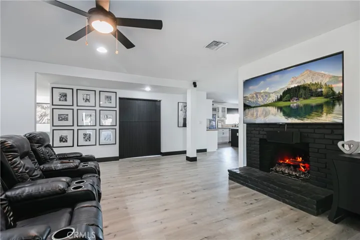 19501 Vintage Street, Northridge, California 91324