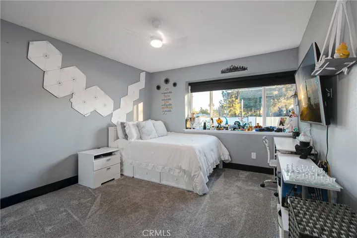 19501 Vintage Street, Northridge, California 91324