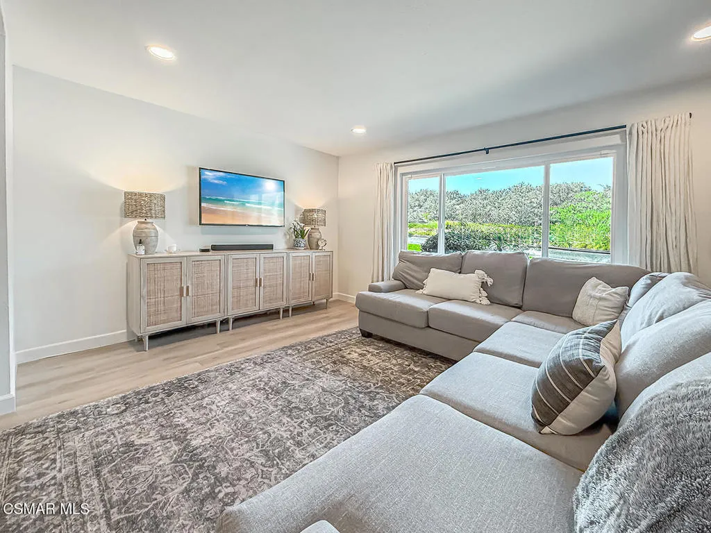 293 Green Moor Place, Thousand Oaks, California 91361 home-pic-6