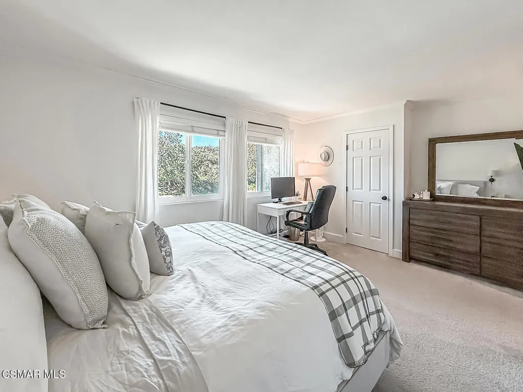 293 Green Moor Place, Thousand Oaks, California 91361 home-pic-33