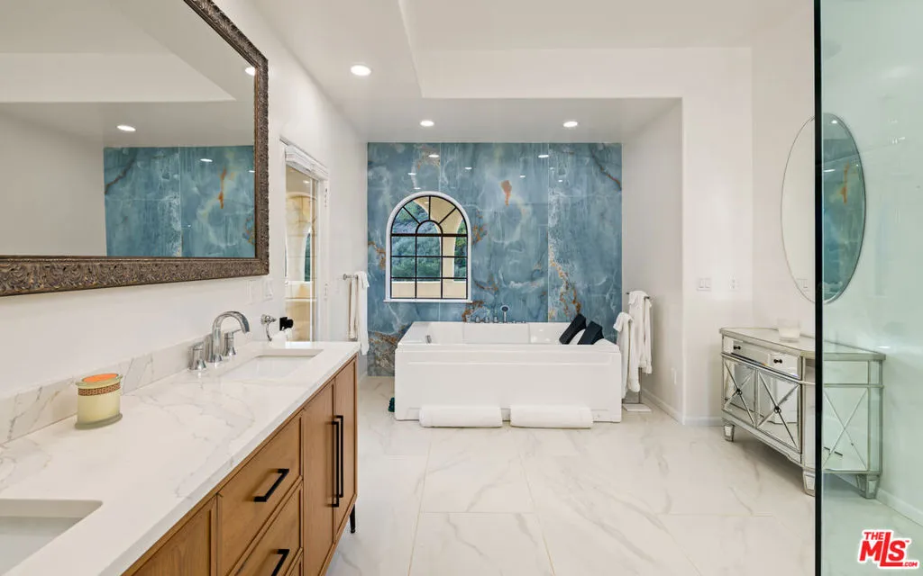 503 Vera Canyon Drive, Malibu, California 90265 home-pic-10