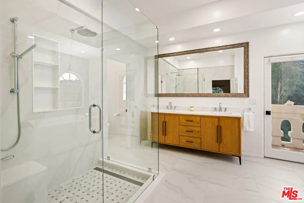 503 Vera Canyon Drive, Malibu, California 90265 home-pic-11