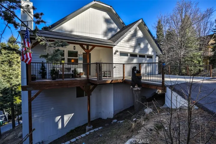 28622 Shenandoah Drive, Lake Arrowhead, California 92352