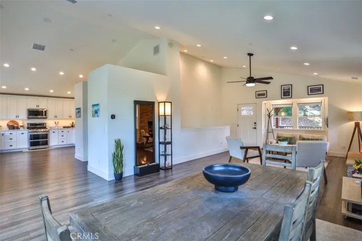 28622 Shenandoah Drive, Lake Arrowhead, California 92352