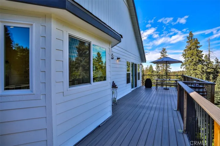 28622 Shenandoah Drive, Lake Arrowhead, California 92352
