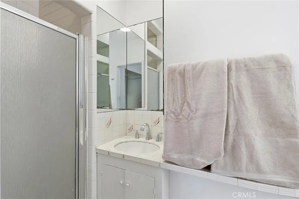 1500 W San Tomas Aquino Road, Campbell, California 95008 home-pic-32
