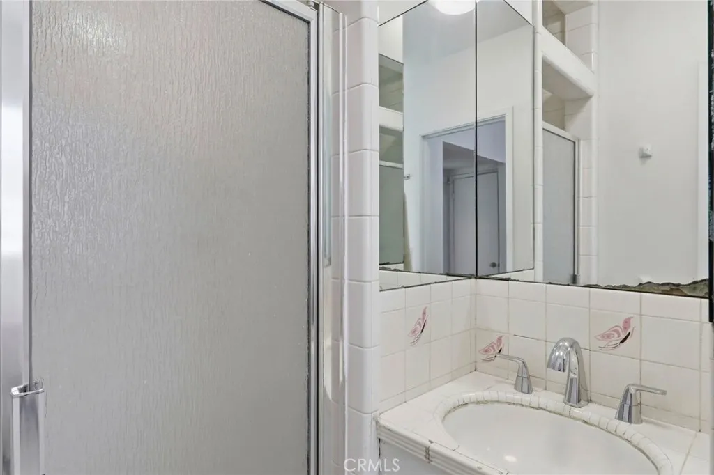 1500 W San Tomas Aquino Road, Campbell, California 95008 home-pic-33