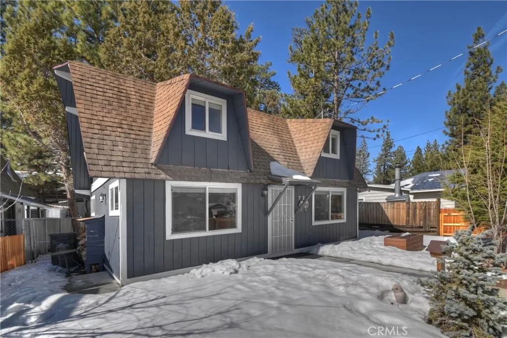 728 W Aeroplane, Big Bear City, California 92314 home-pic-33