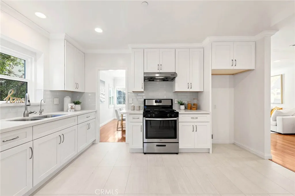 354 Pasqual Avenue, San Gabriel, California 91775 home-pic-12