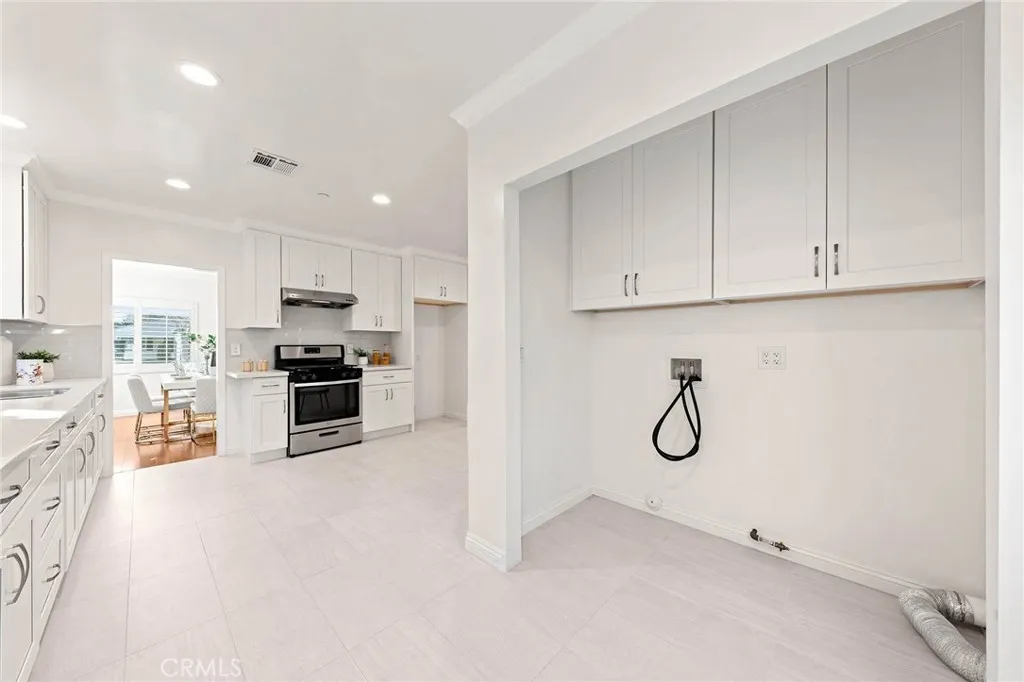 354 Pasqual Avenue, San Gabriel, California 91775 home-pic-14