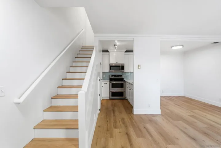 Kitchen, Family Room, Dining area on 1st floor
