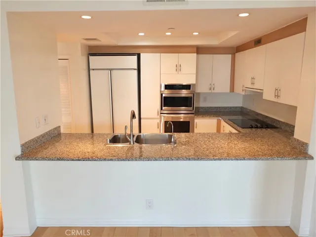 850 E Ocean Boulevard 203, Long Beach, California 90802