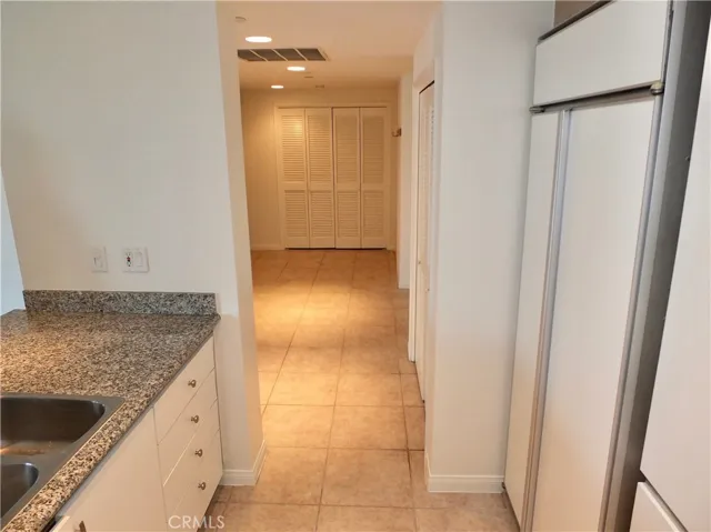 850 E Ocean Boulevard 203, Long Beach, California 90802