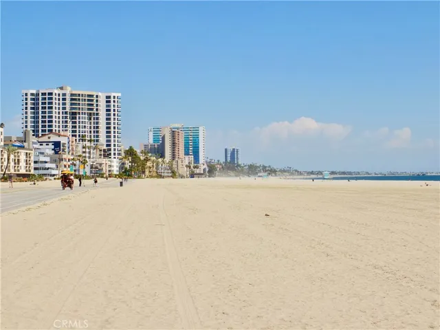 850 E Ocean Boulevard 203, Long Beach, California 90802