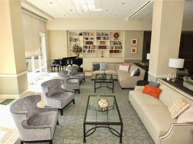 850 E Ocean Boulevard 203, Long Beach, California 90802