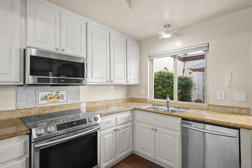 17415 Port Marnock Dr, Poway, California 92064 home-pic-14