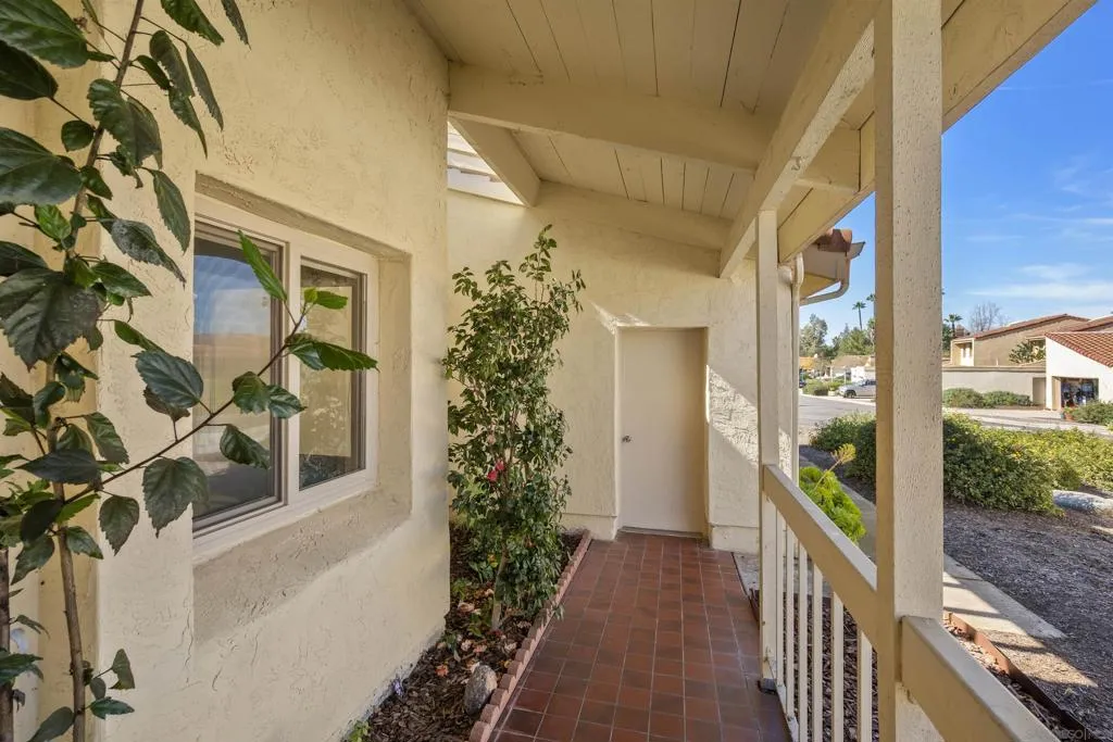 17415 Port Marnock Dr, Poway, California 92064 home-pic-4