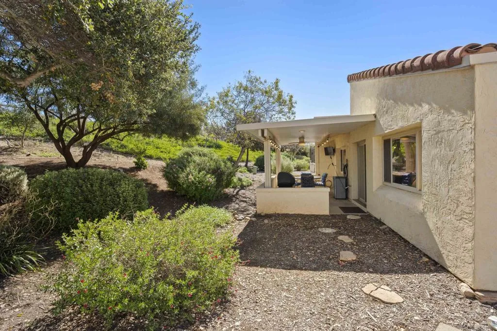 17415 Port Marnock Dr, Poway, California 92064 home-pic-37