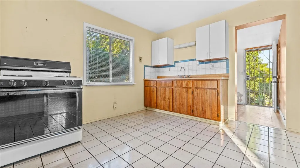 3926 Tampico, Los Angeles, California 90032 home-pic-6