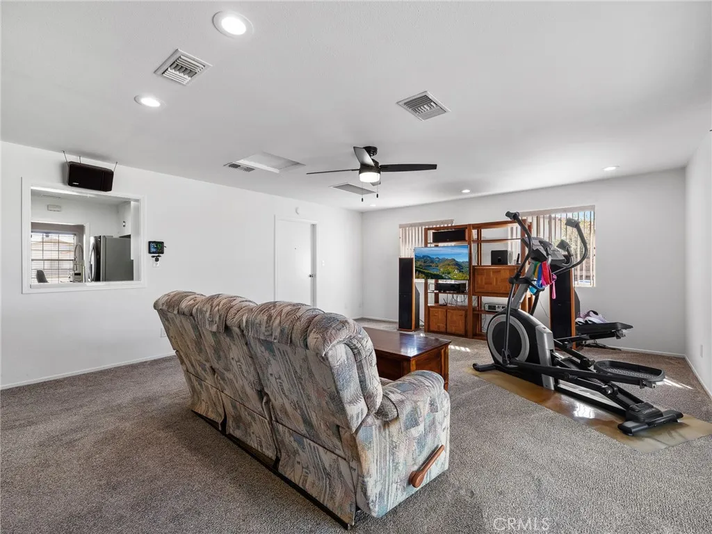 14060 Osage Road, Apple Valley, California 92307 home-pic-16