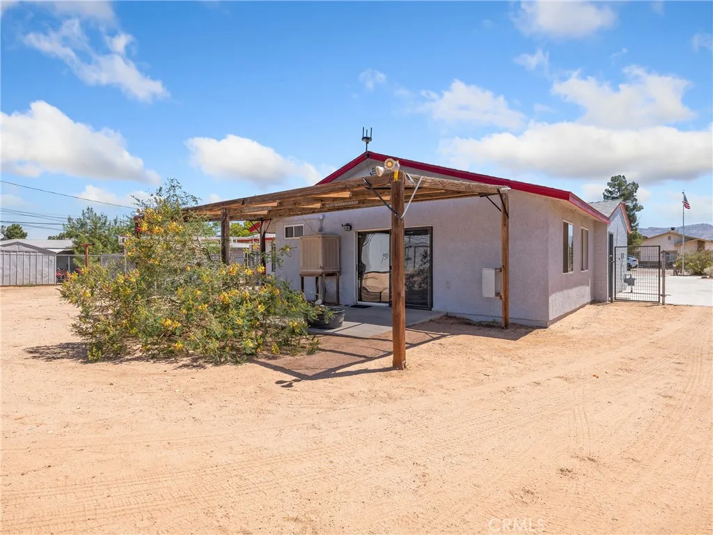 14060 Osage Road, Apple Valley, California 92307 home-pic-30