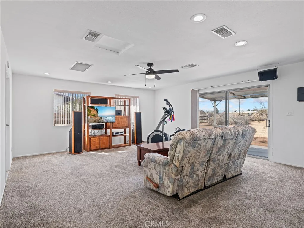 14060 Osage Road, Apple Valley, California 92307 home-pic-15