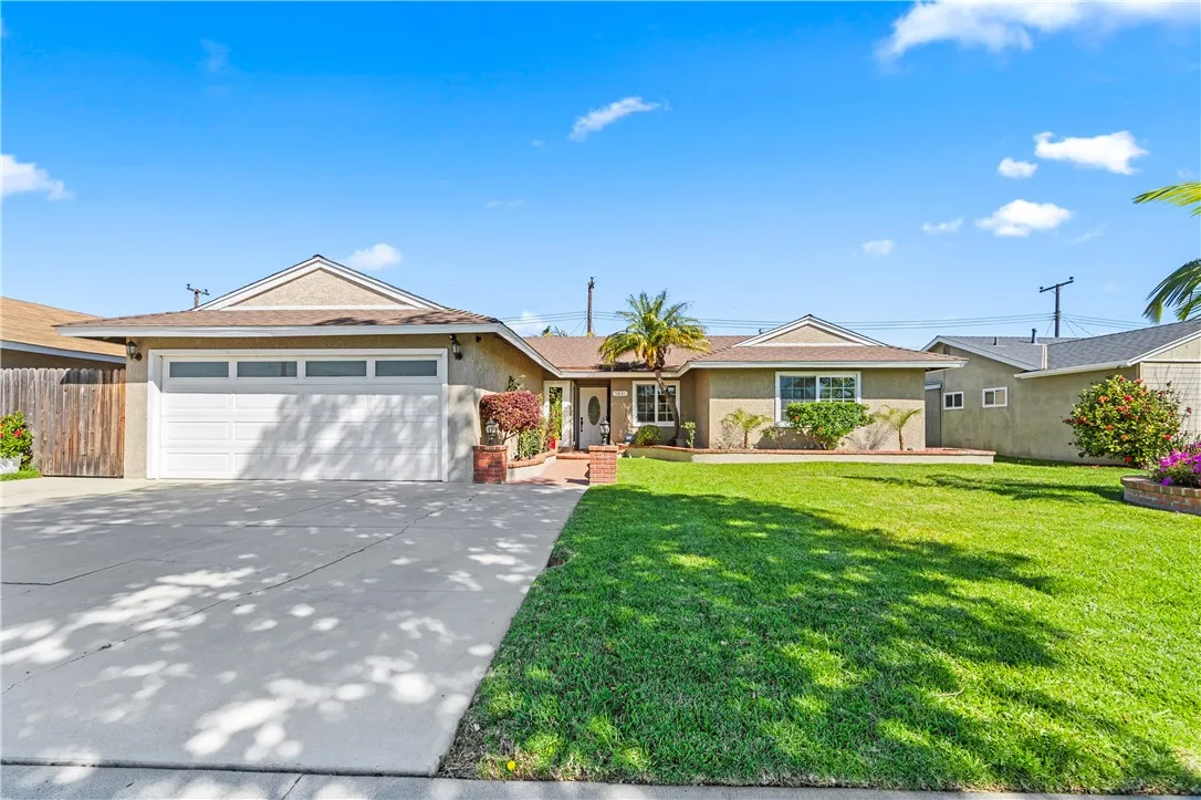 5631 Nevada, Huntington Beach, California 92647 home-pic-1
