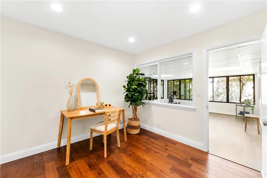 5631 Nevada, Huntington Beach, California 92647 home-pic-20