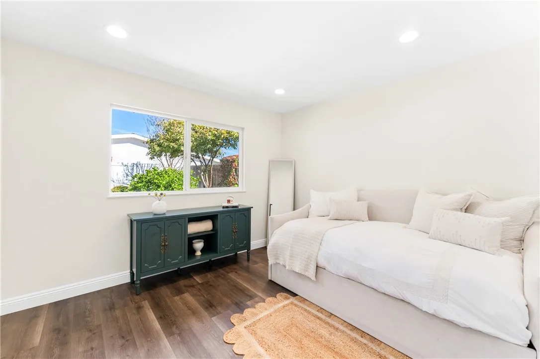 5631 Nevada, Huntington Beach, California 92647 home-pic-23