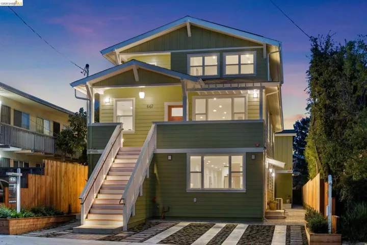 667 & 667A Alcatraz Ave