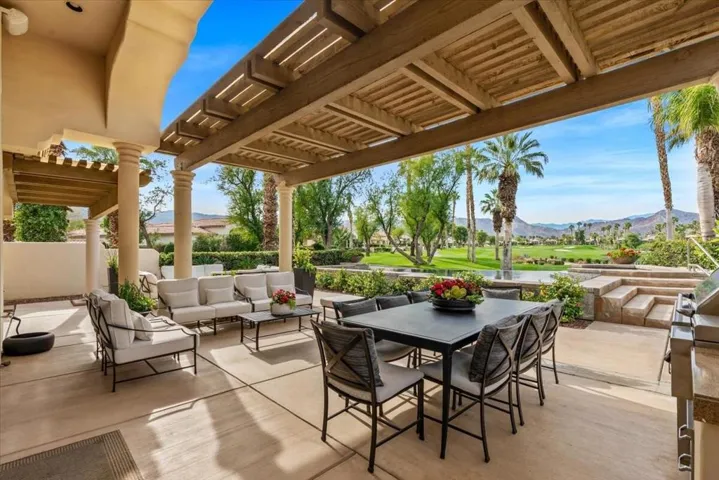 22-79910 Mission Dr-16